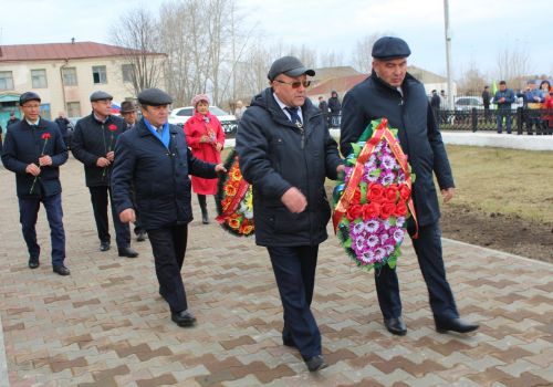 Погода алегазово мечетлинский. Алегазово Мечетлинский район. Село Алегазово Мечетлинский район Башкортостан школа. Жители села Алегазово. Село большая Ока.